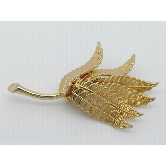 Vintage Marvella Leaf Leaves Brooch Pin Etched Design Gold Tone Metal Shiny! - Picture 5 of 12